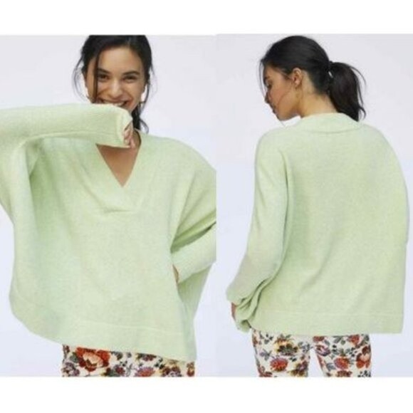 Anthropologie Sweaters - ANTHROPOLOGIE | Women's Pistachio Green V-Neck Comfy Sweater - Size S